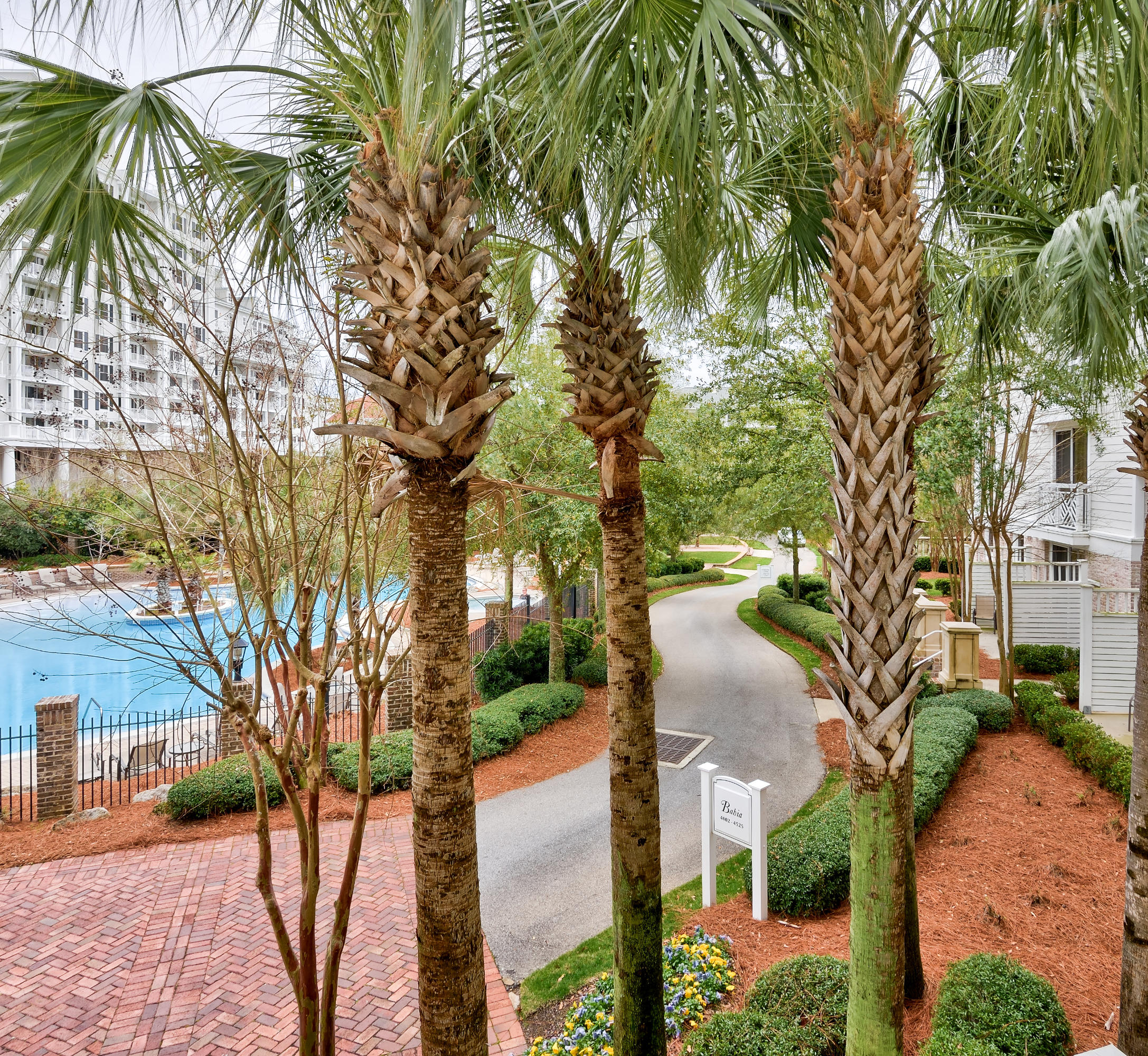 BAHIA CONDO - Residential