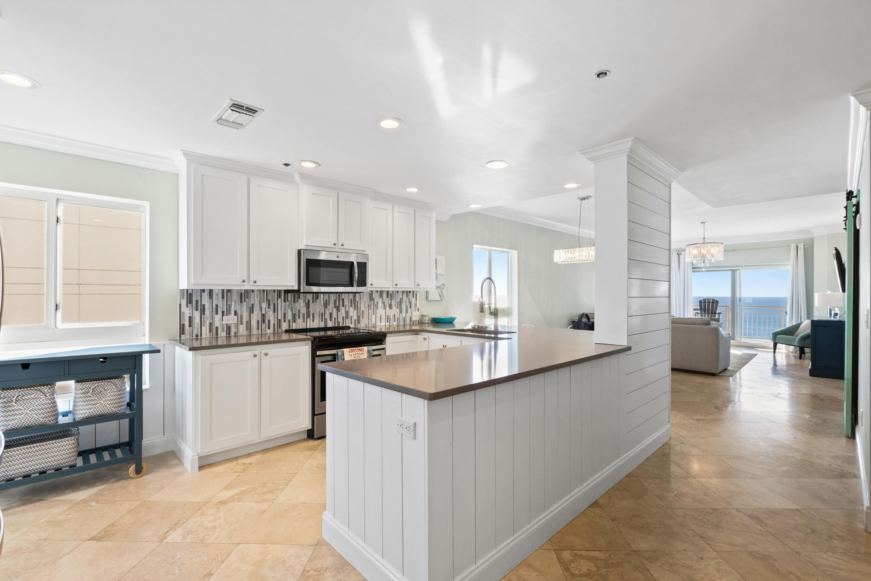 DESTIN TOWERS CONDO - Residential