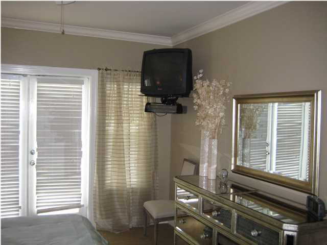 PAVILION PALMS - Residential