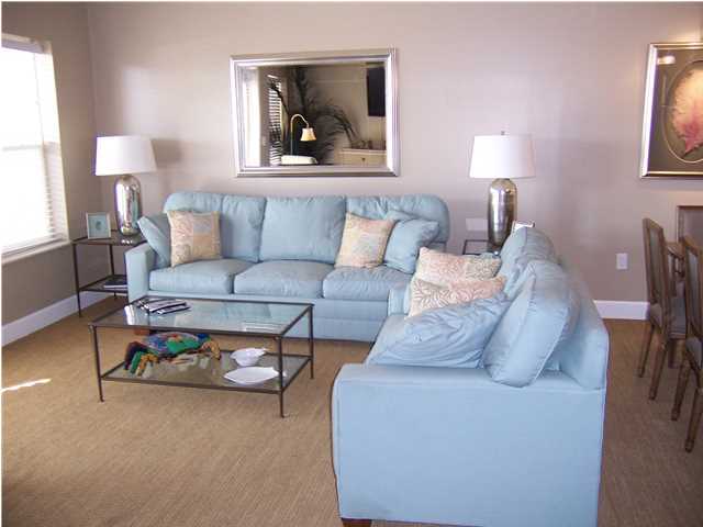PAVILION PALMS - Residential