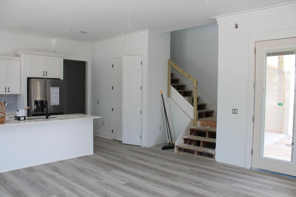 listing image 146