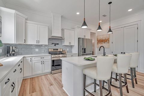 listing image 101