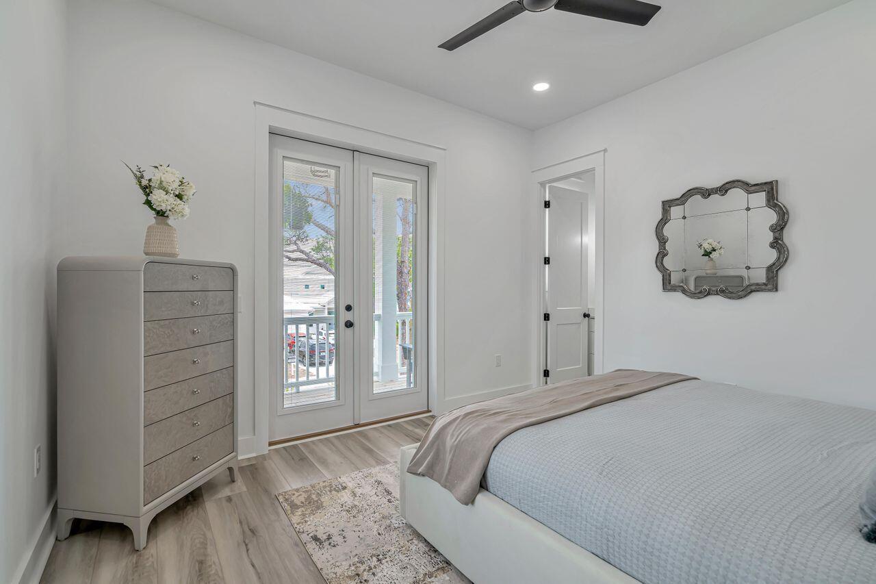 GULF SHORE MANOR - Residential