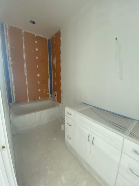 listing image 174