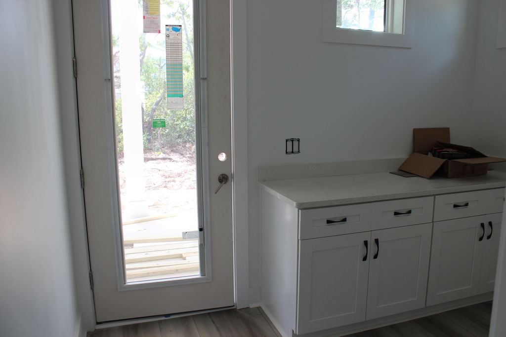 listing image 147