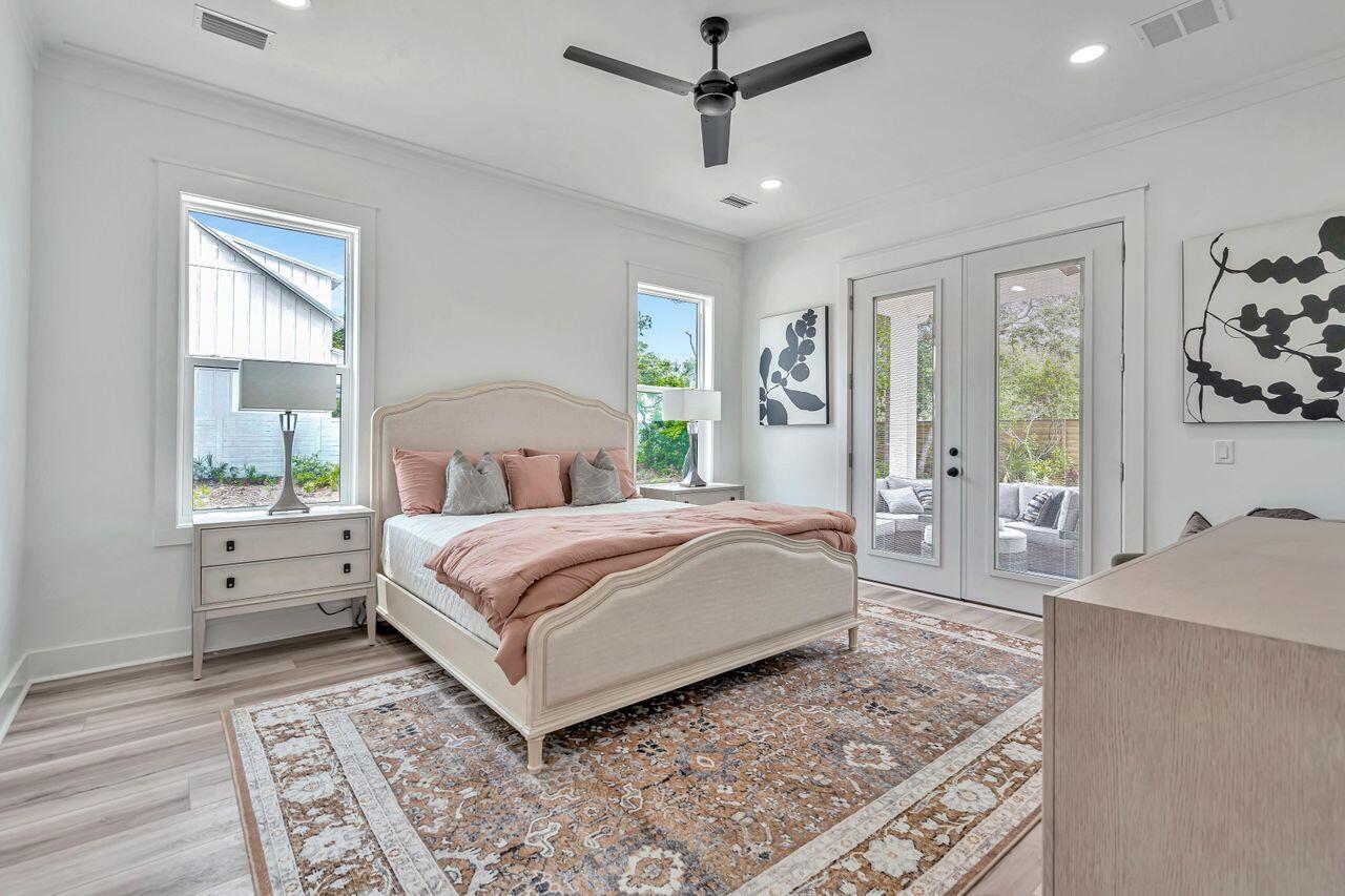 GULF SHORE MANOR - Residential