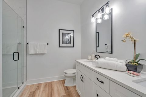 listing image 111