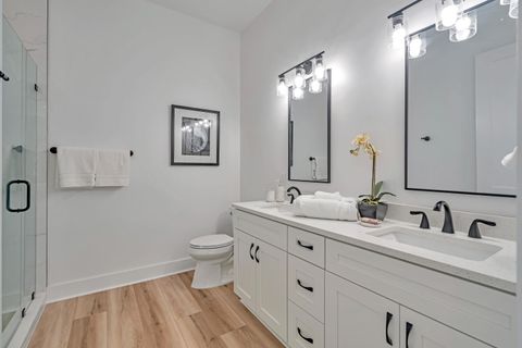listing image 110