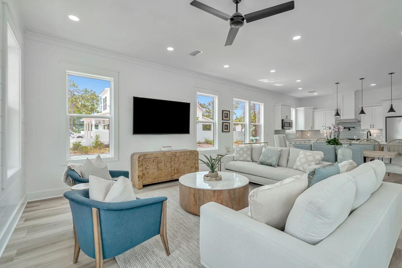 GULF SHORE MANOR - Residential