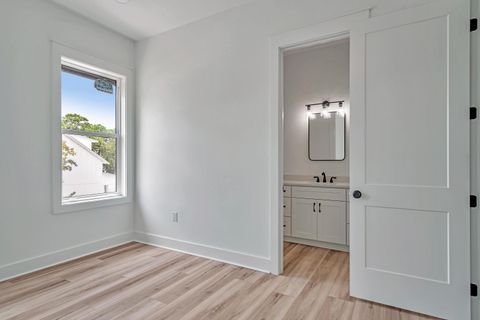 listing image 119