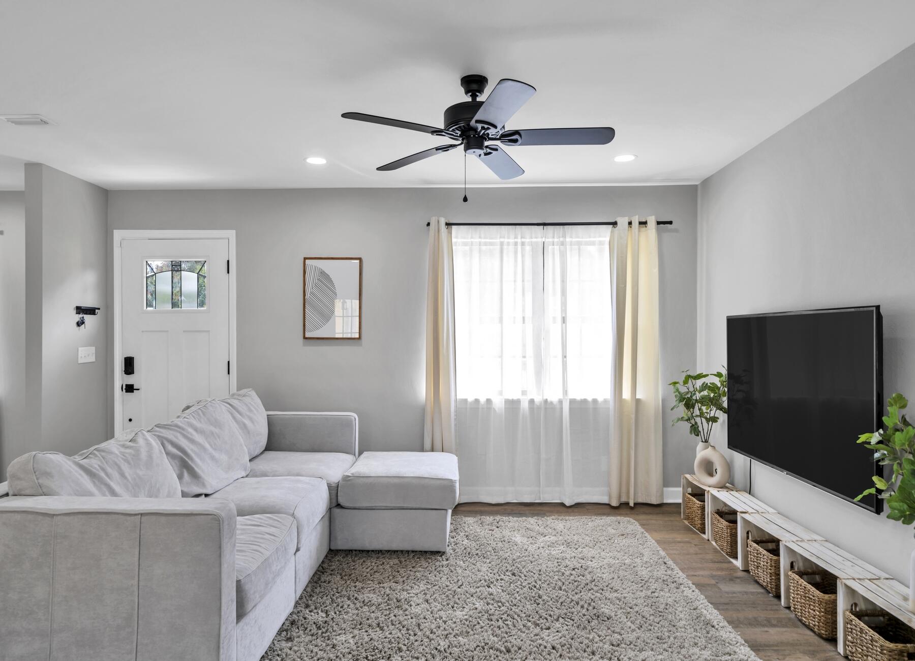 OAK TREE PARK - Residential