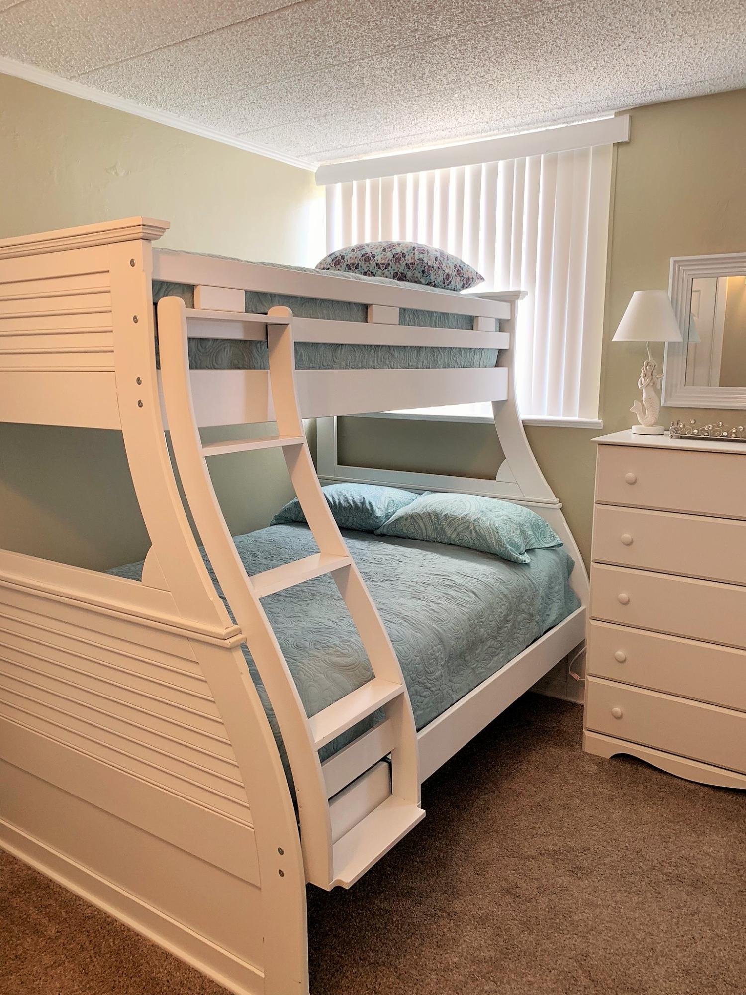 SEA PALM CONDO - Residential