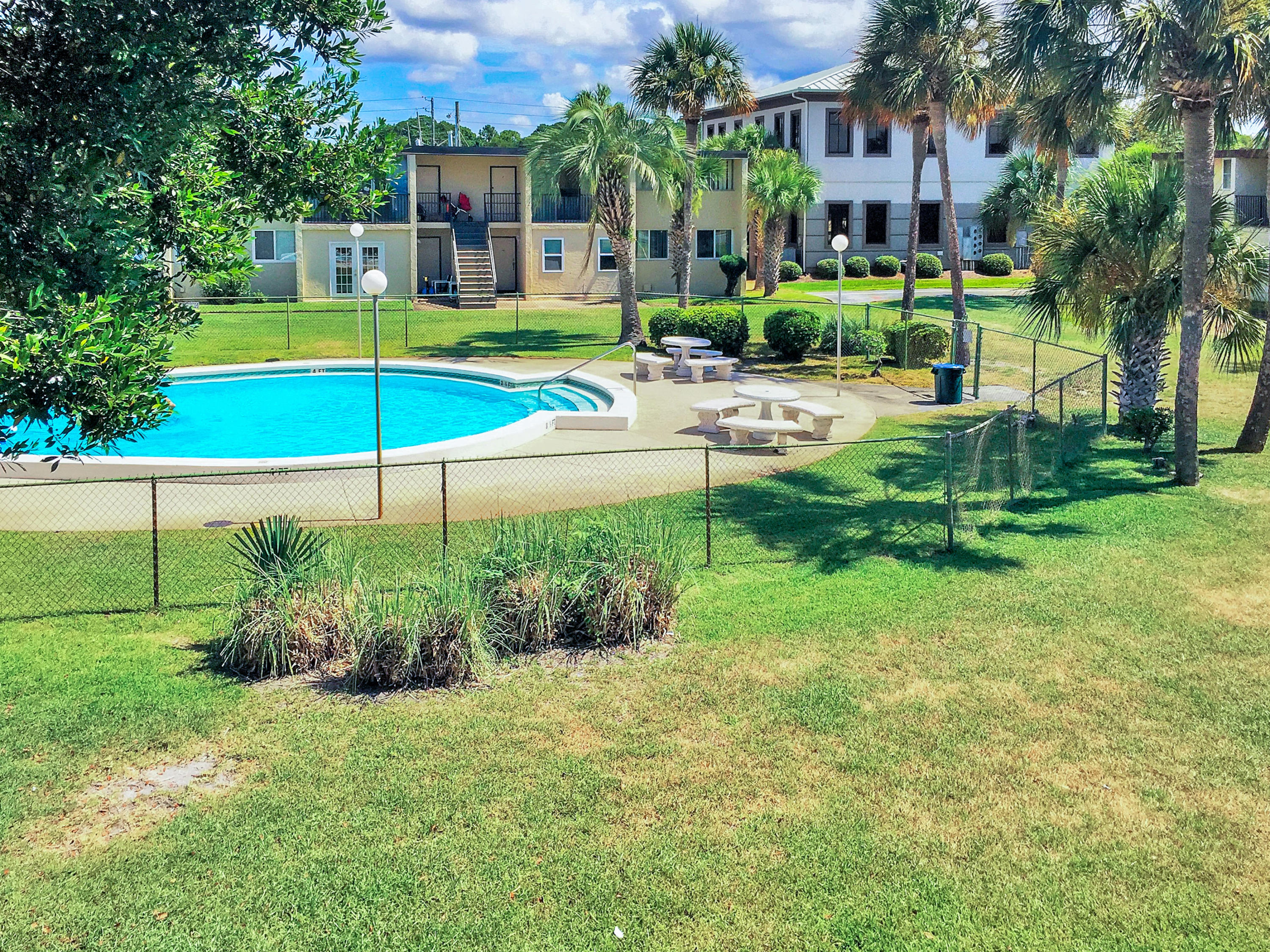 SEA PALM CONDO - Residential