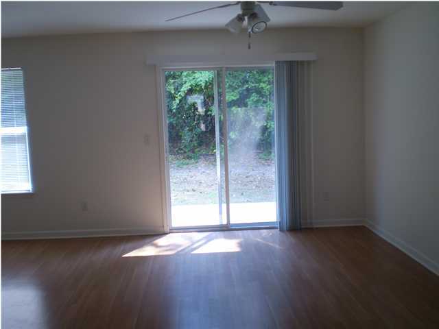 BAYWOOD T/H - Residential Lease