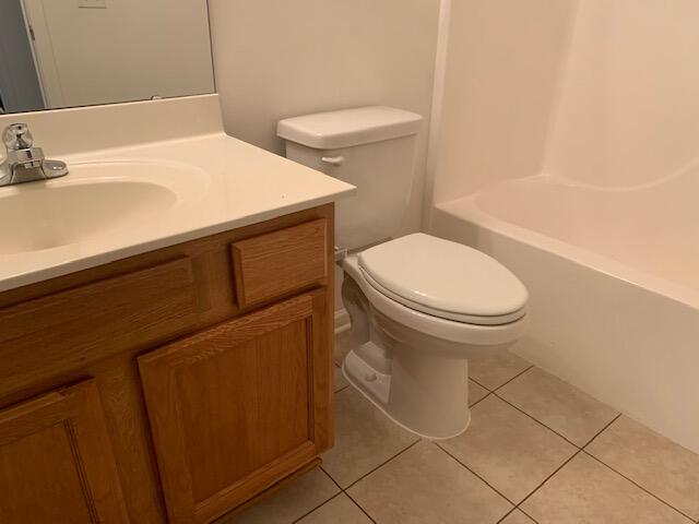 BAYWOOD T/H - Residential Lease