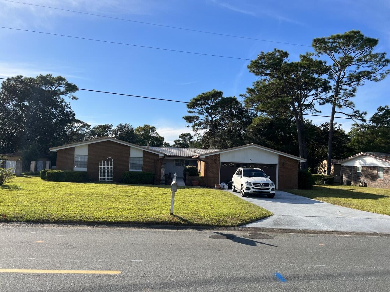 LONGWOOD S/D 1ST ADDN - Residential