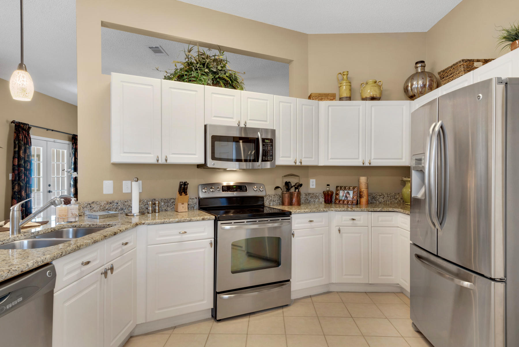 BAYSIDE - Residential