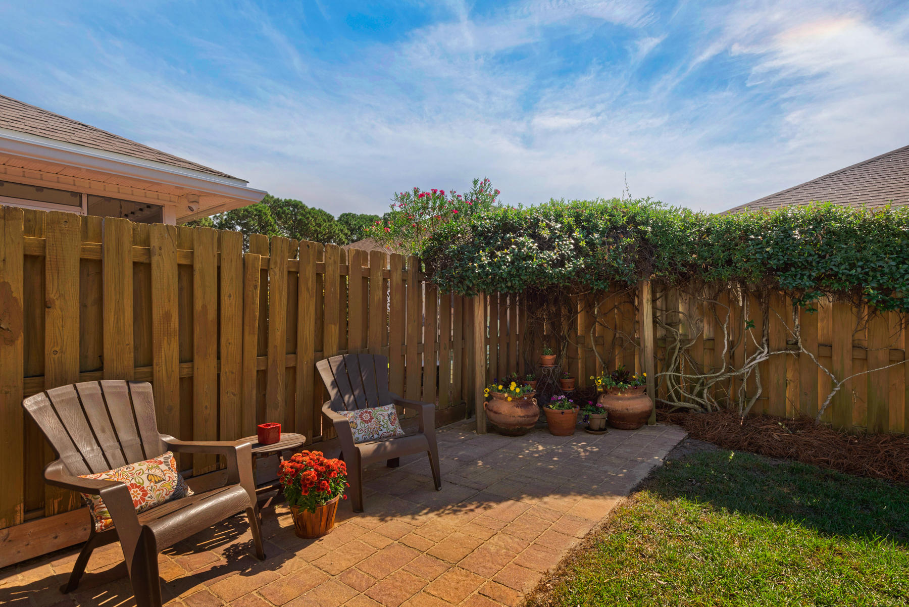 BAYSIDE - Residential