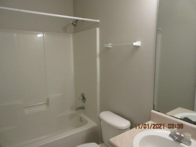 EMERALD VILLAGE S/D - Residential Lease