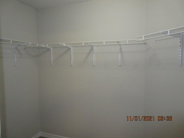 EMERALD VILLAGE S/D - Residential Lease