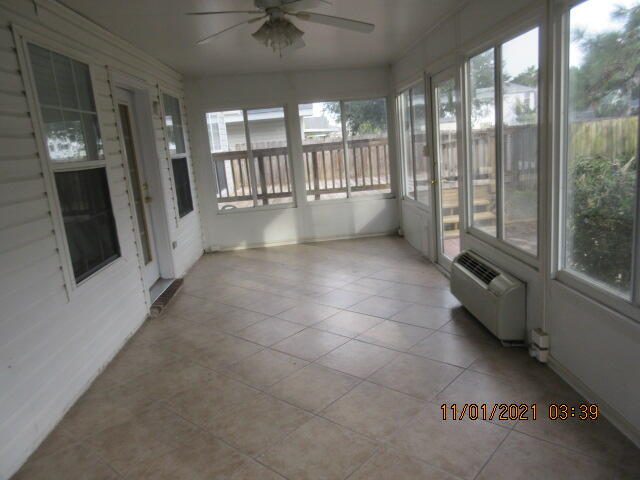 EMERALD VILLAGE S/D - Residential Lease