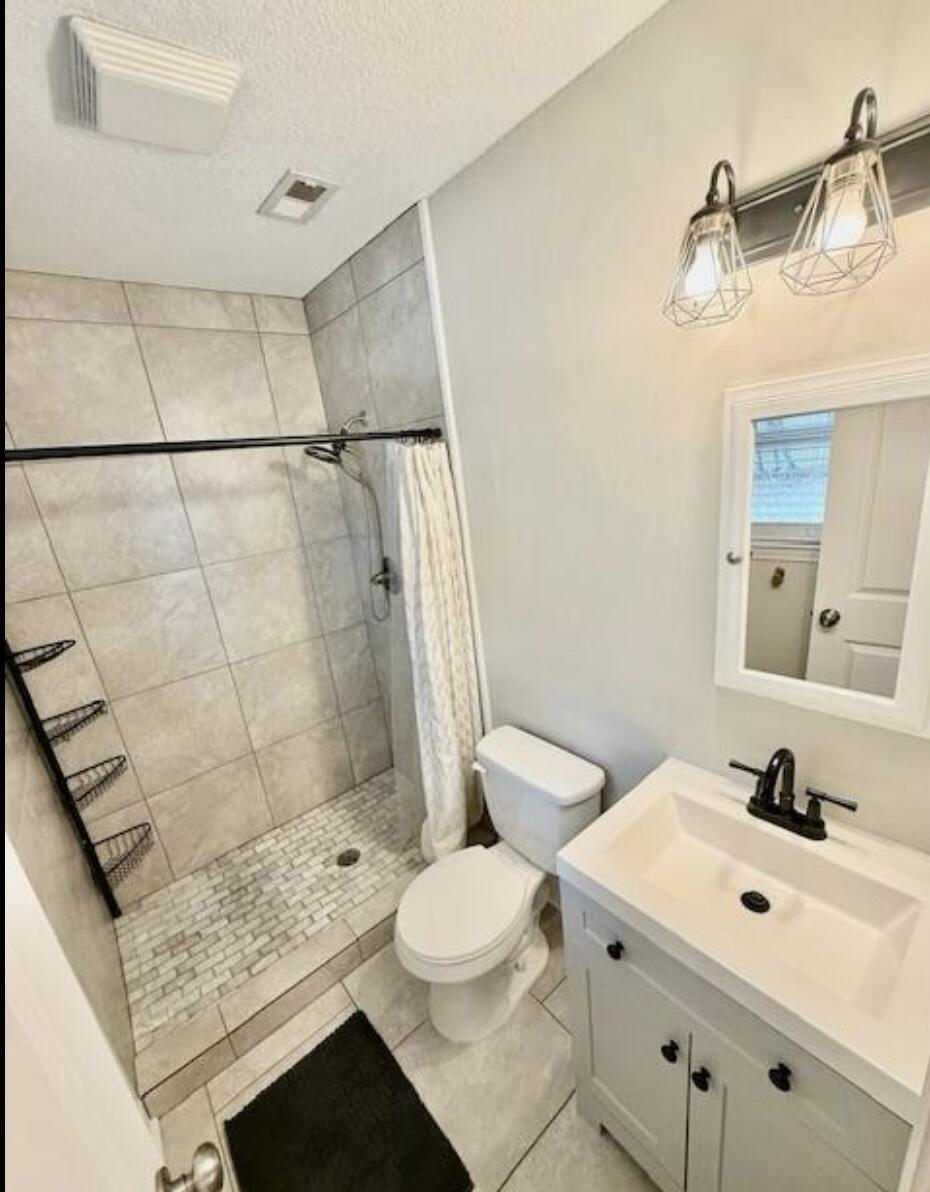 COLONY ESTATES 3RD ADDN - Residential