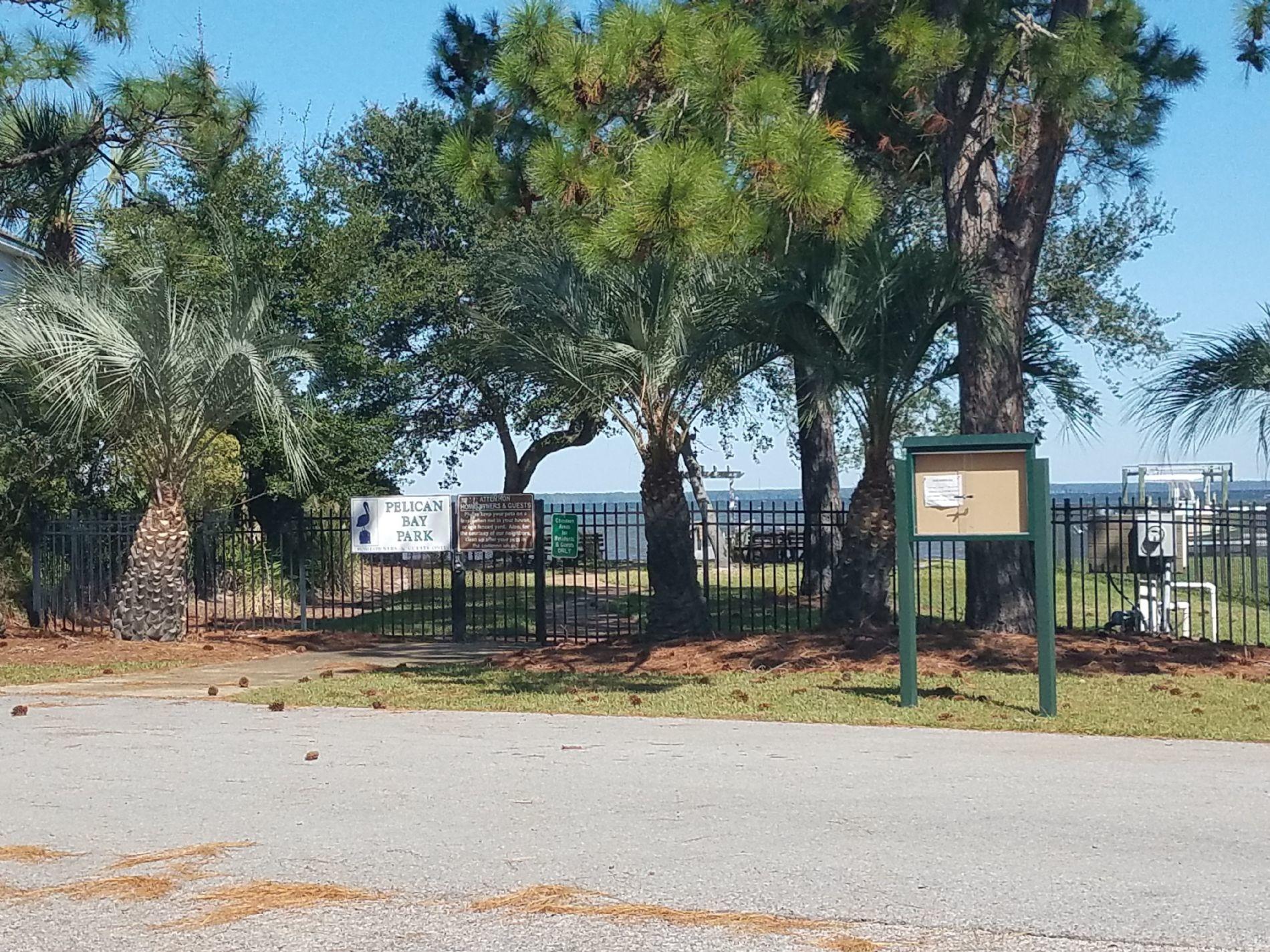 PELICAN BAY S/D - Residential