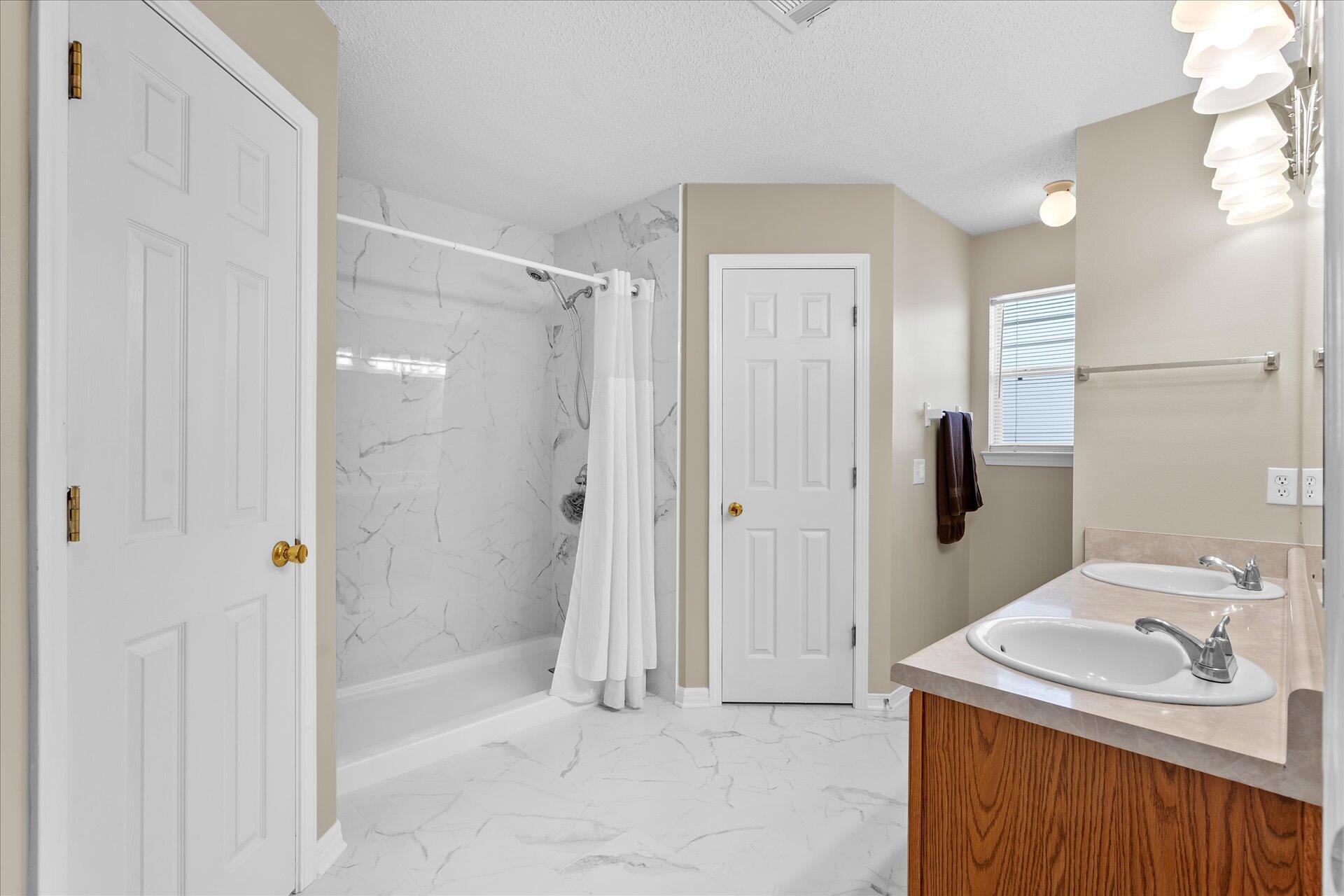 REDSTONE ESTATES - Residential