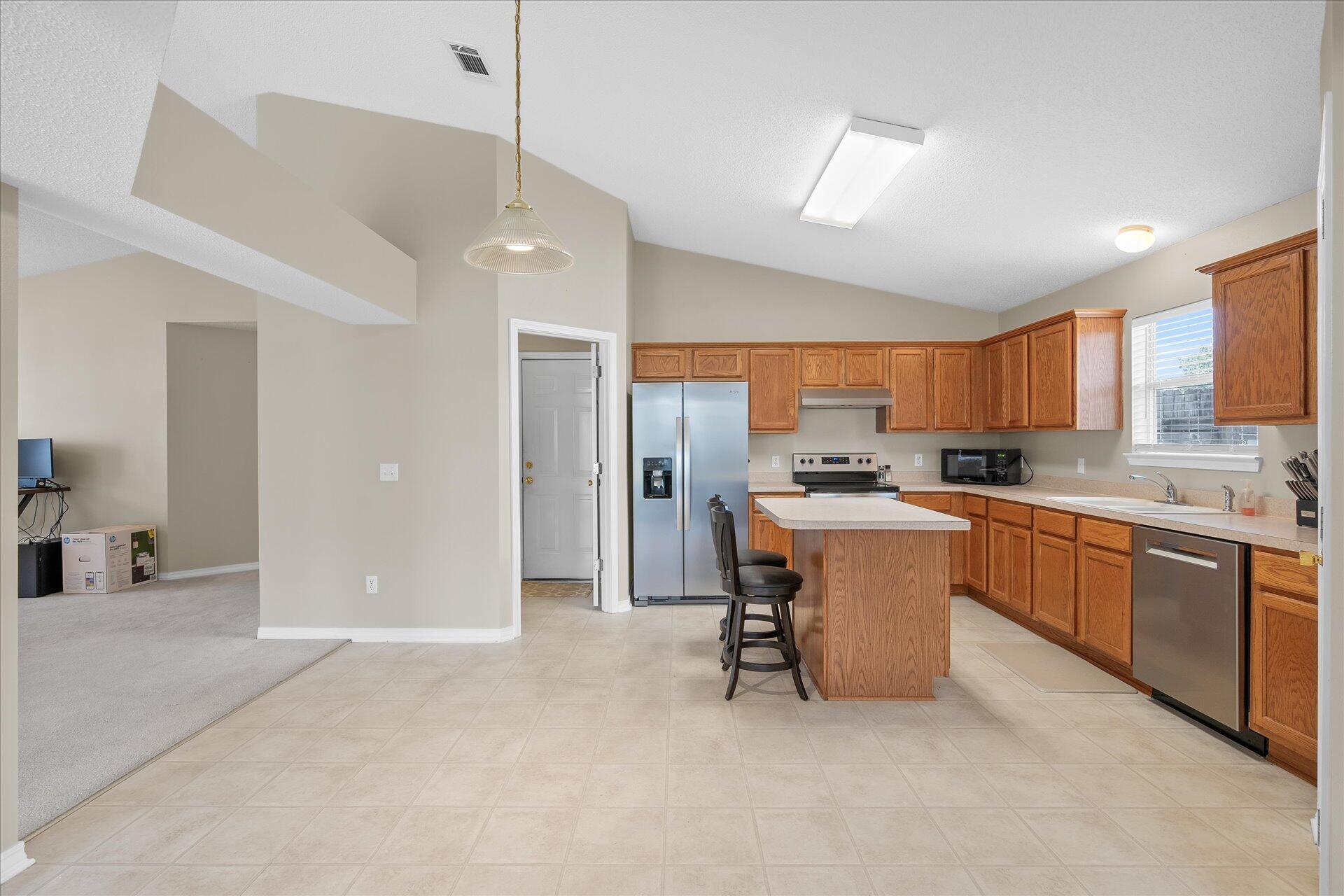 REDSTONE ESTATES - Residential