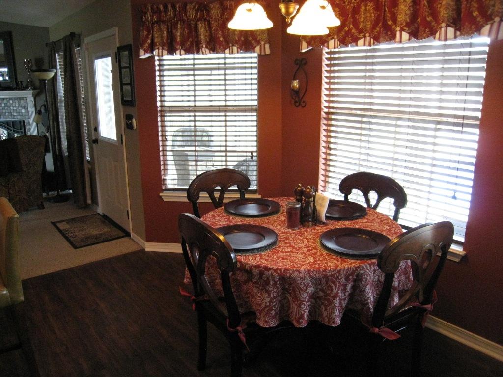 MELISSA OAKS - Residential