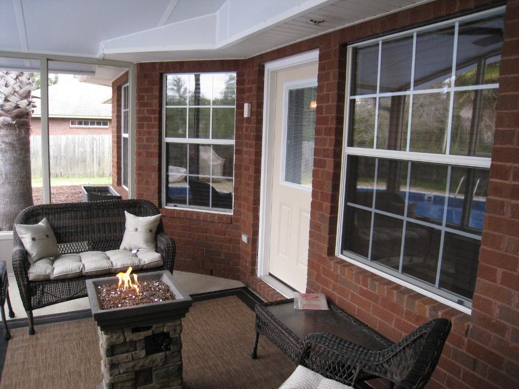 MELISSA OAKS - Residential