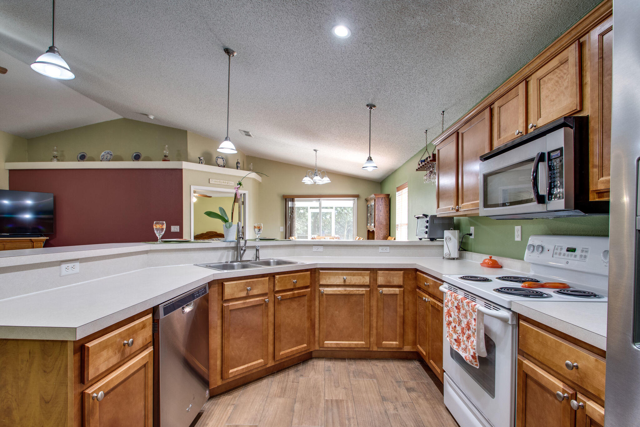 REDSTONE ESTATES - Residential