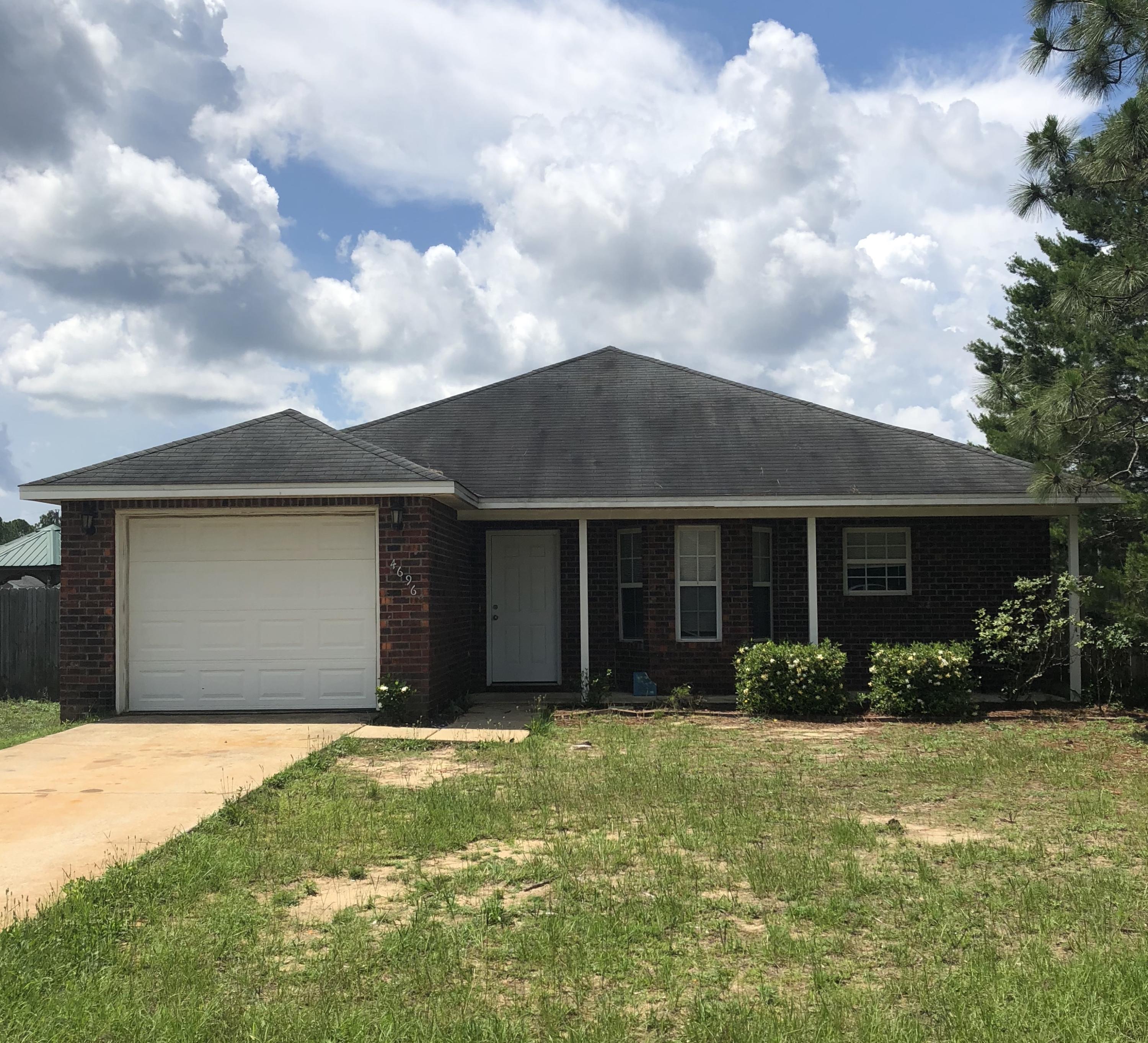 TRIPLE LAKES ESTATES - Residential Lease