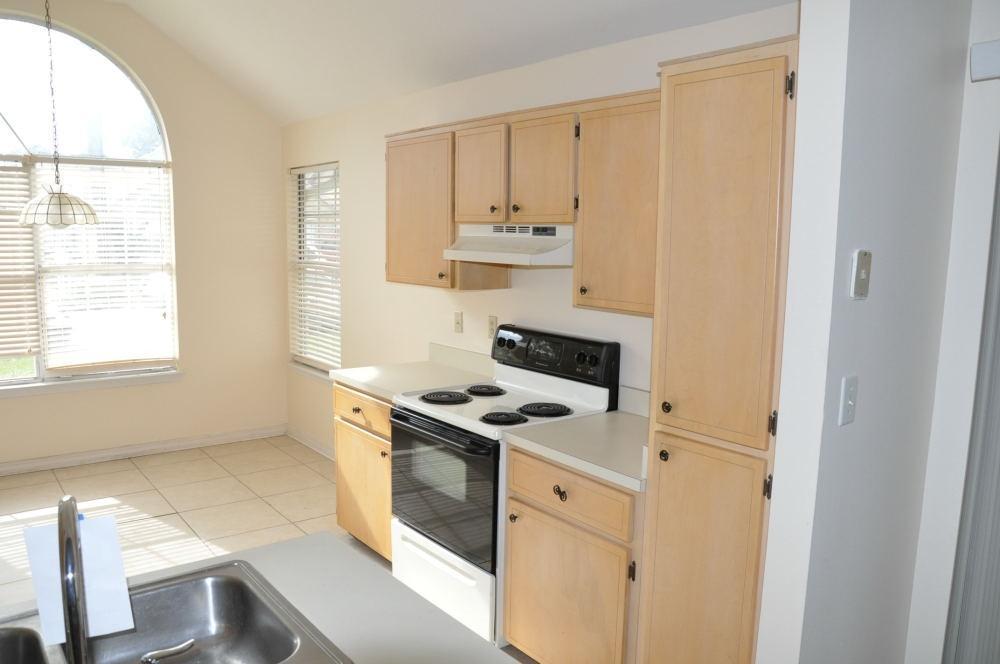 WILLOW BEND - Residential Lease