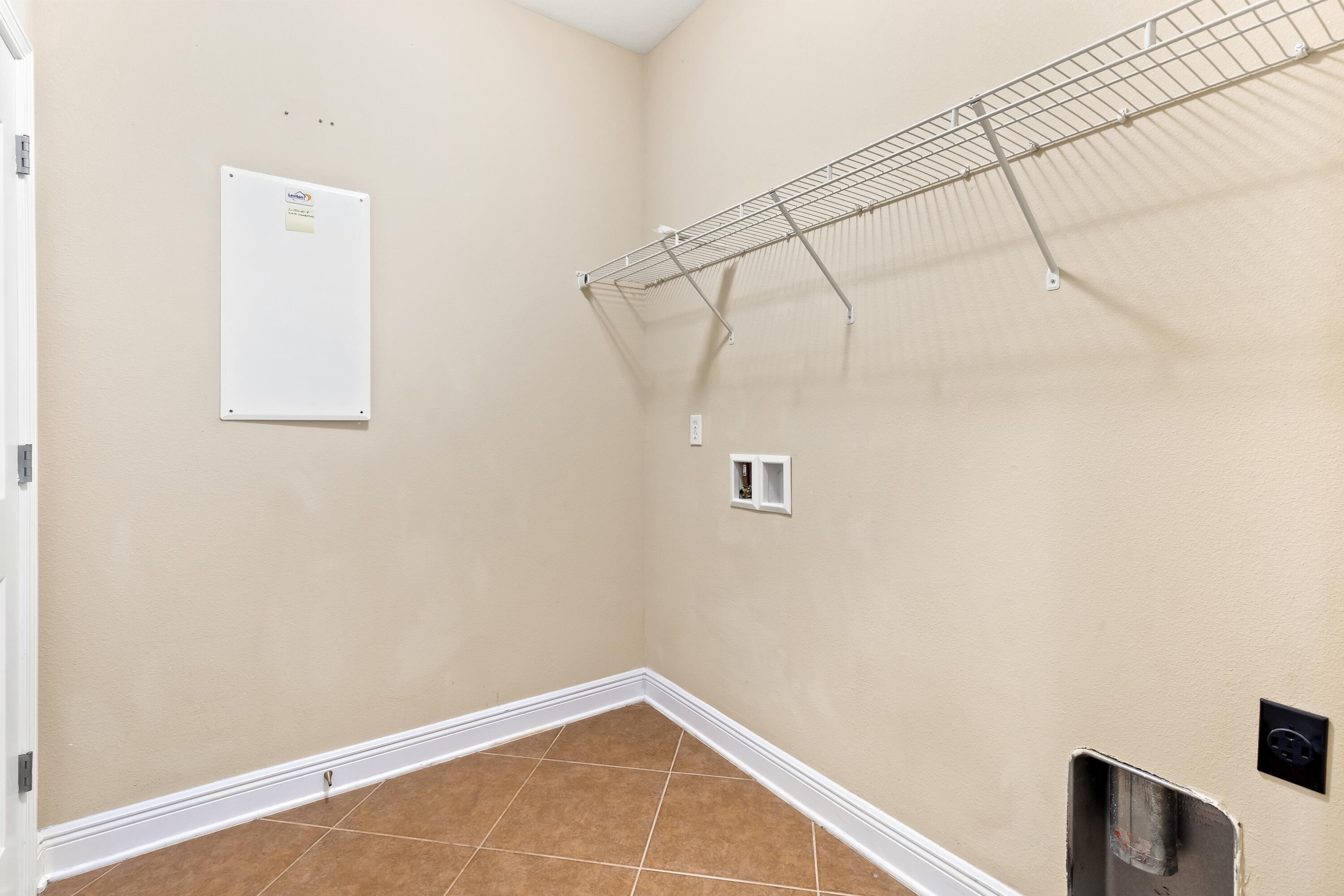HAMMOCK BAY - SYMPHONY - Residential Lease