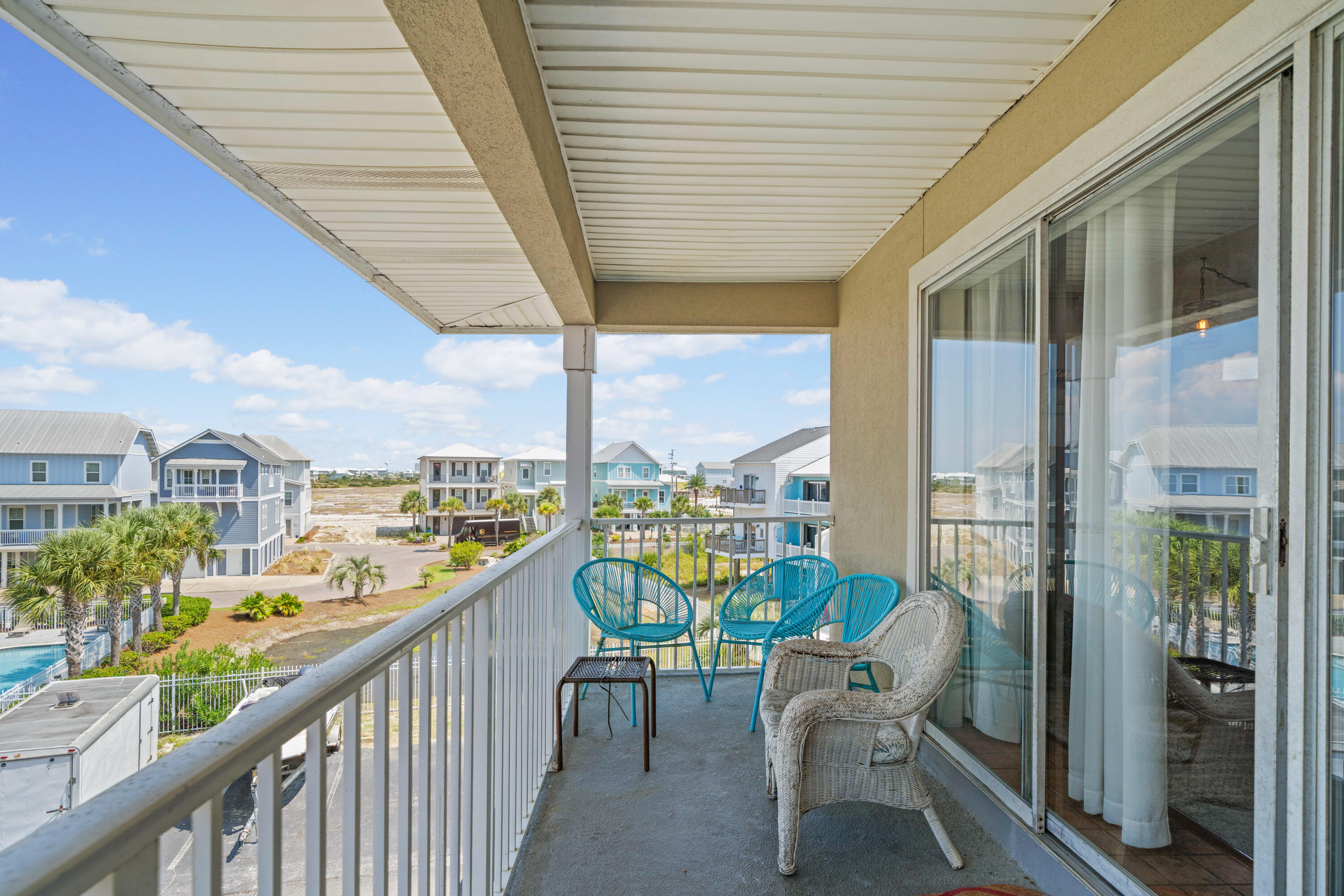 SUNSET HARBOUR VILLAS CONDOMINIUM - Residential