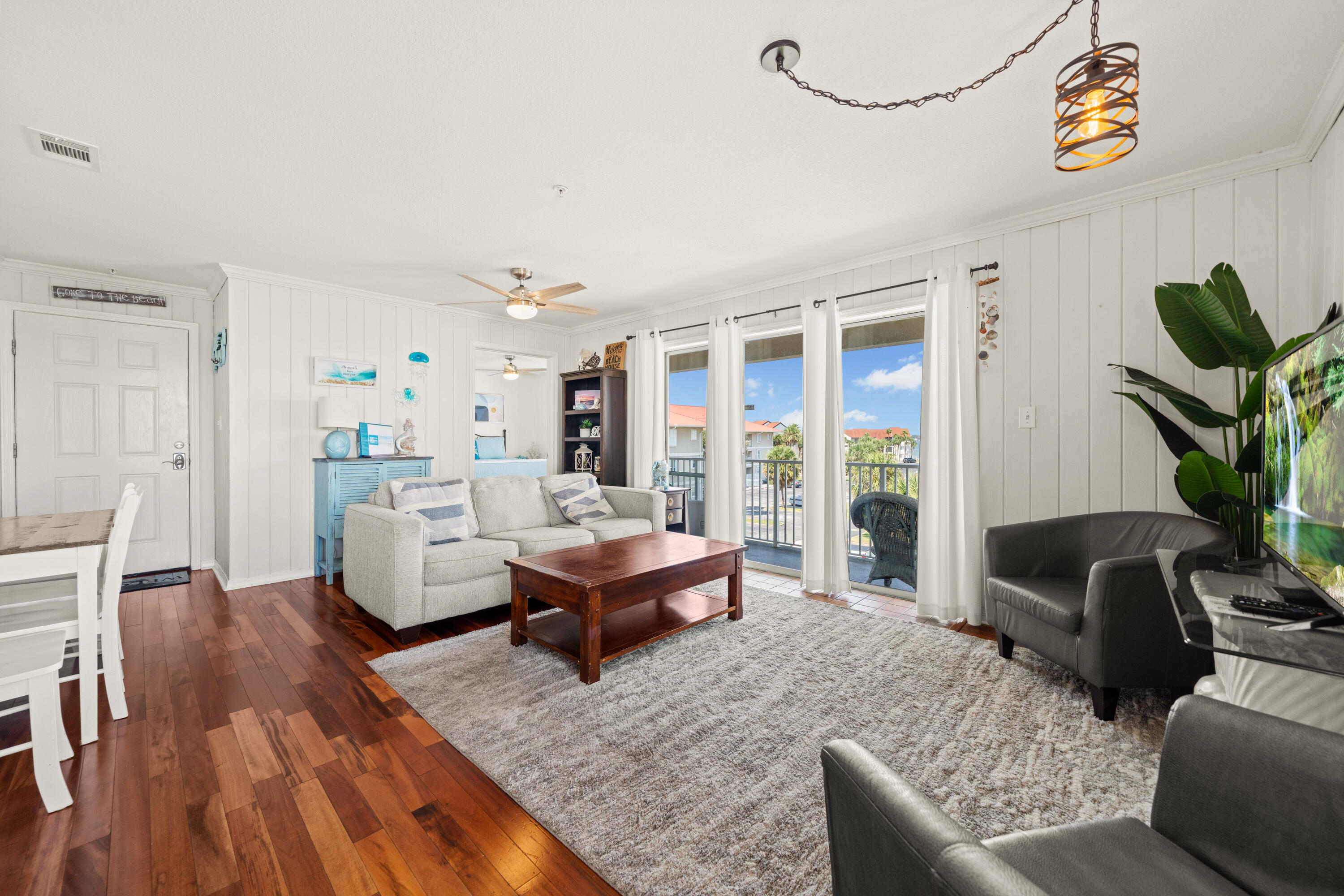 SUNSET HARBOUR VILLAS CONDOMINIUM - Residential