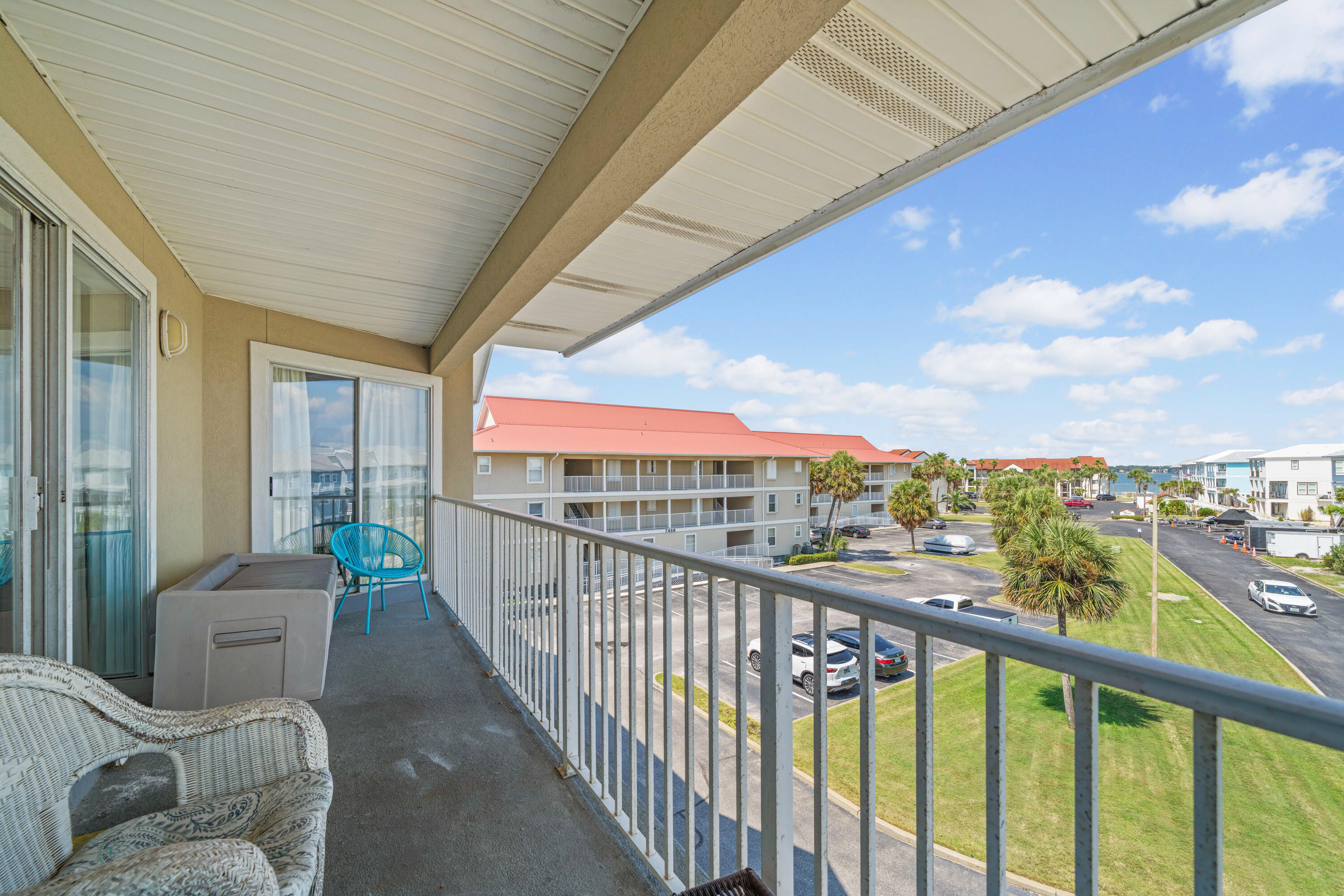 SUNSET HARBOUR VILLAS CONDOMINIUM - Residential