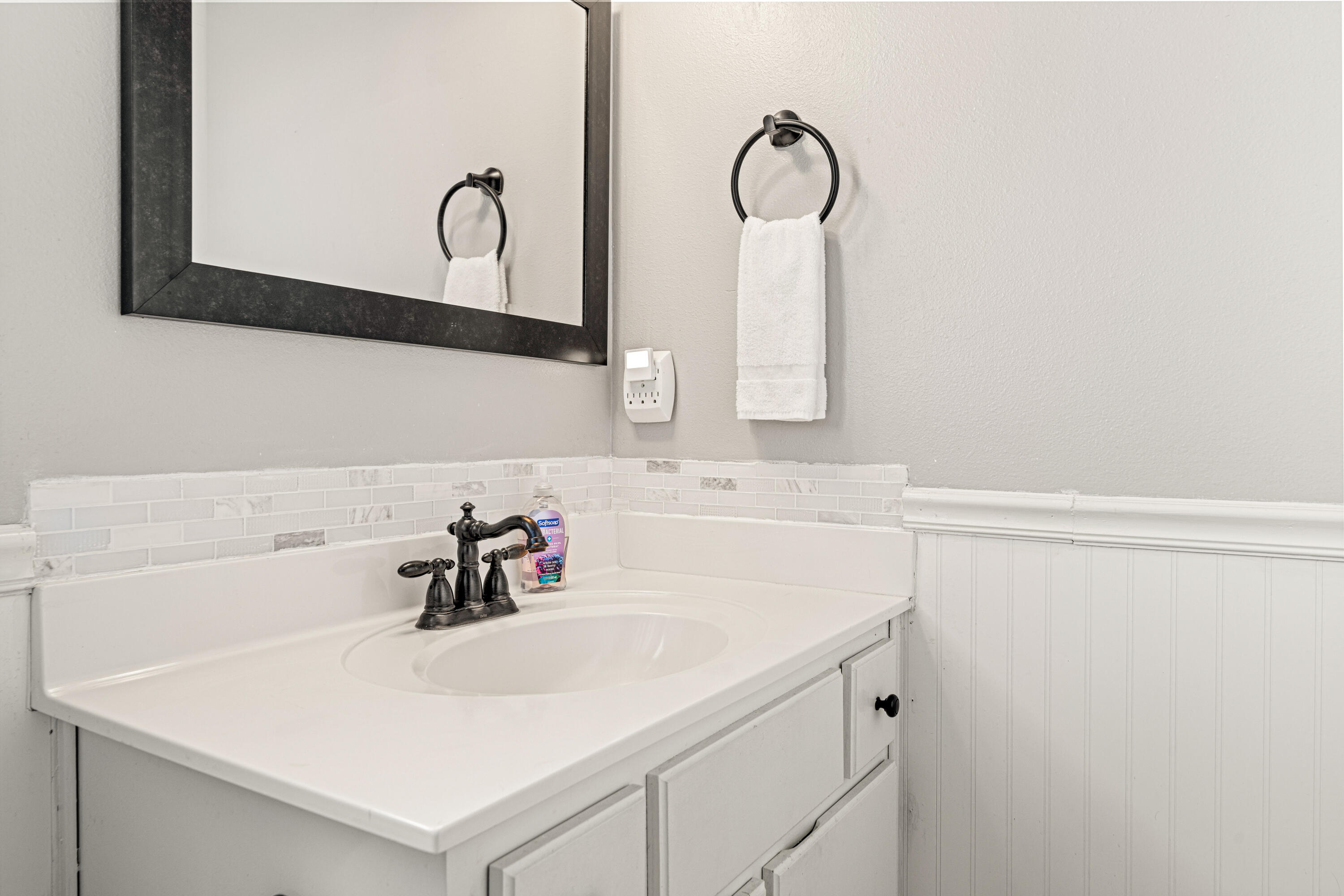 SUNSET HARBOUR VILLAS CONDOMINIUM - Residential