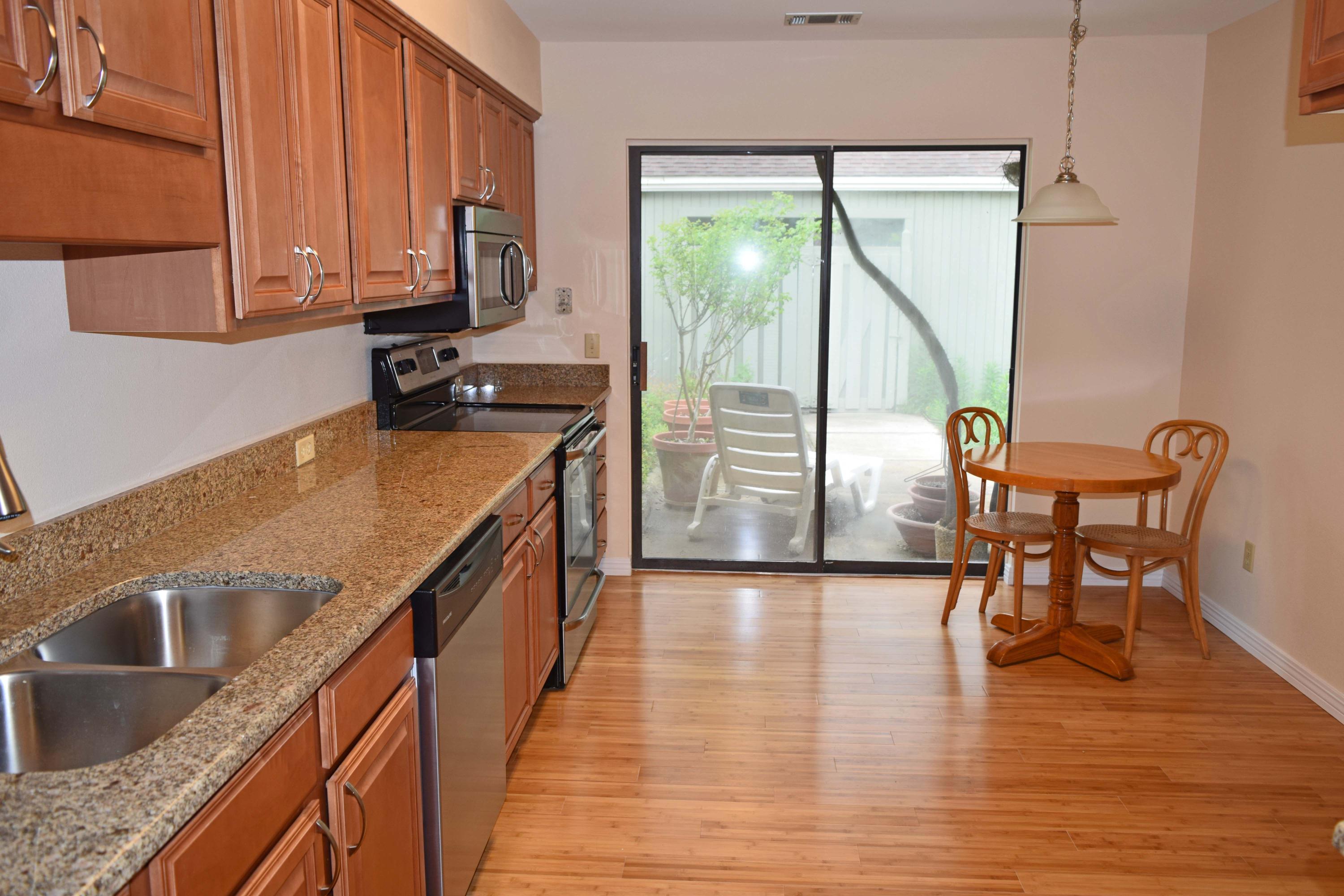 ROYAL OAK VILLAGE - Residential