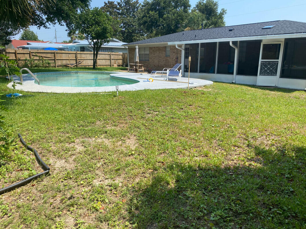 SPRING LAKE #2 - Residential