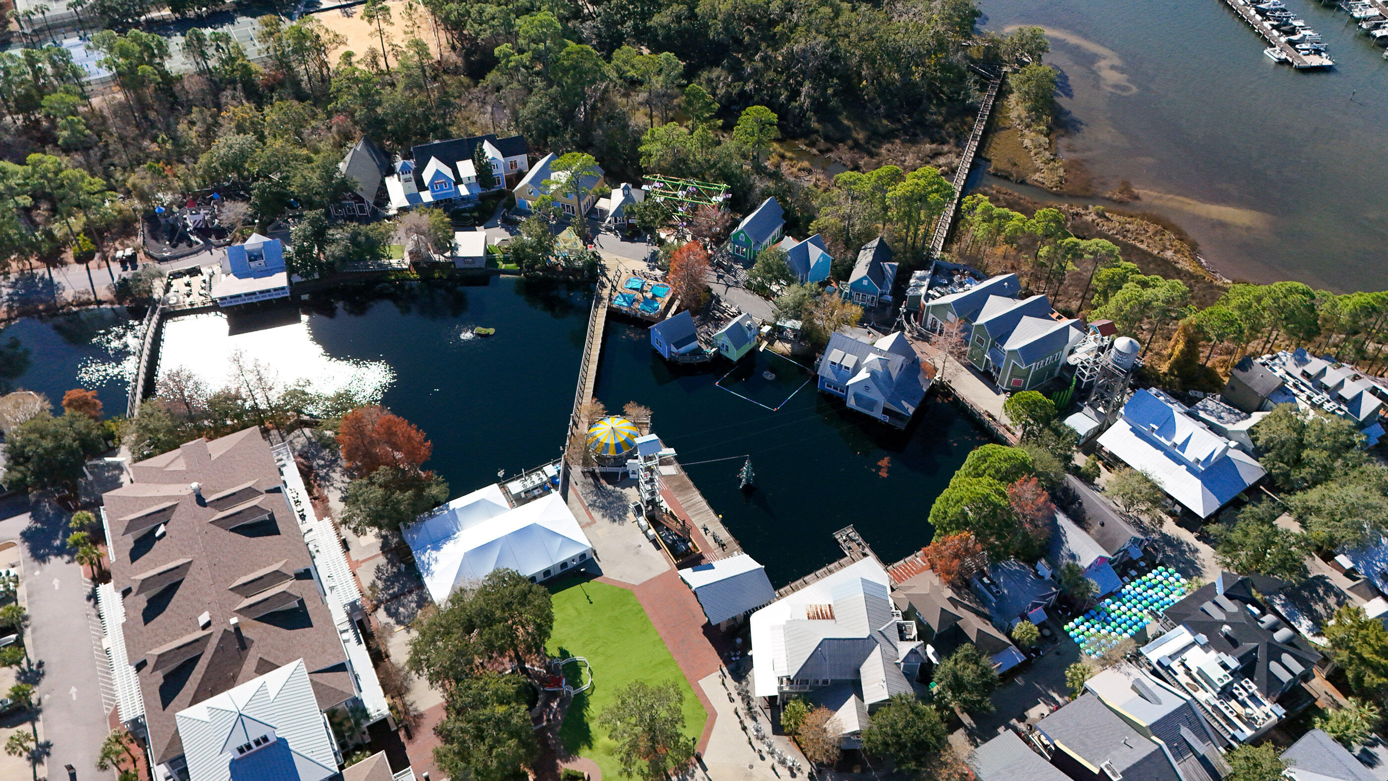 PILOT HOUSE - Residential