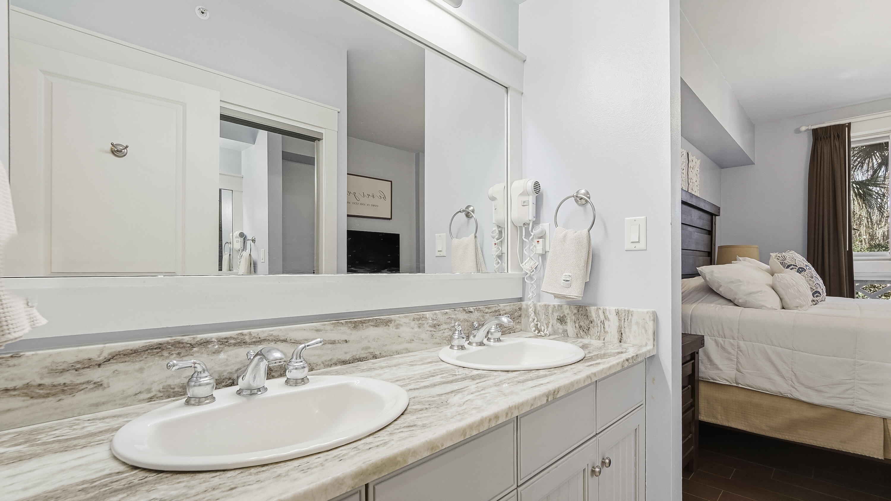 PILOT HOUSE - Residential