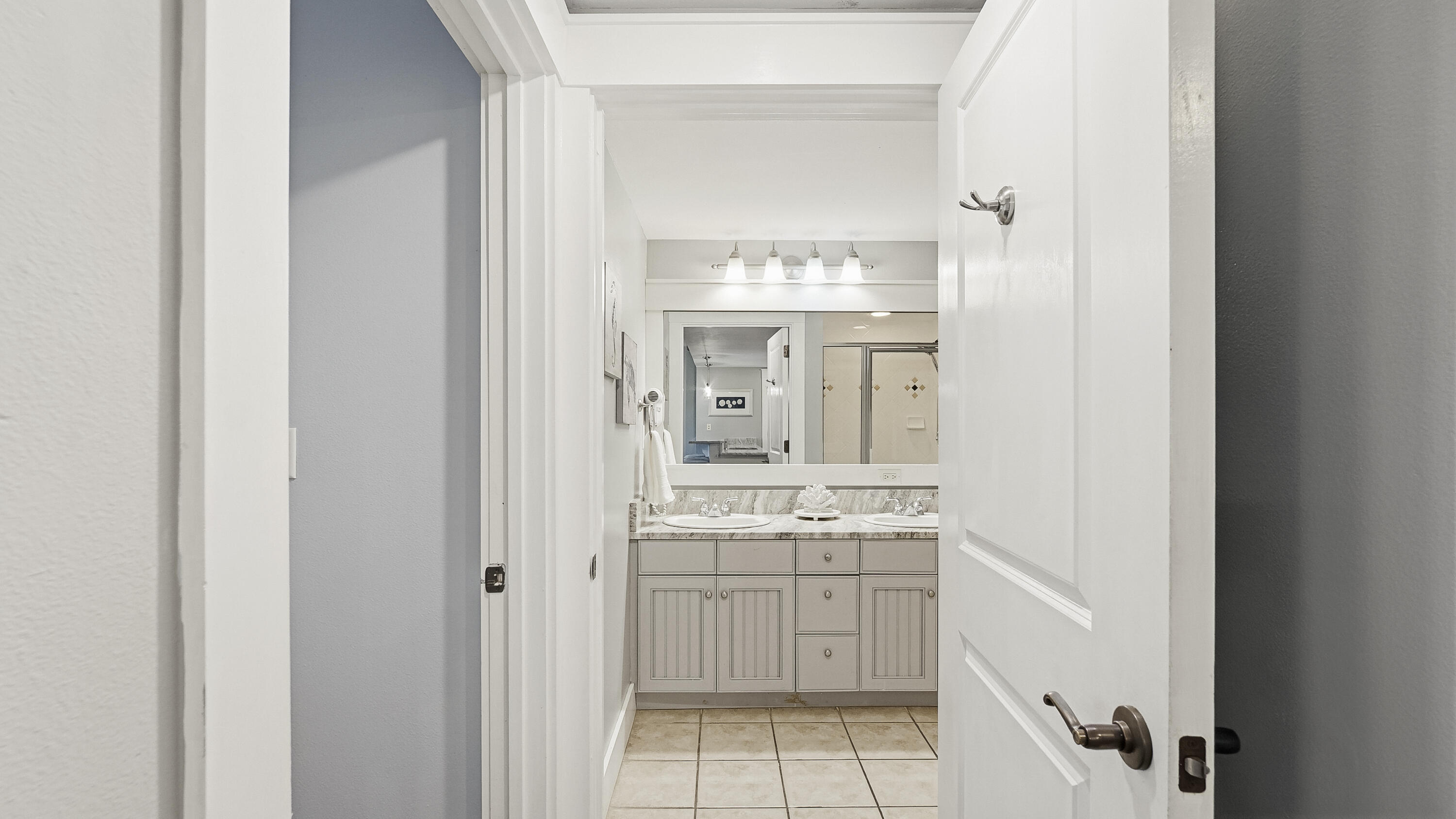 PILOT HOUSE - Residential