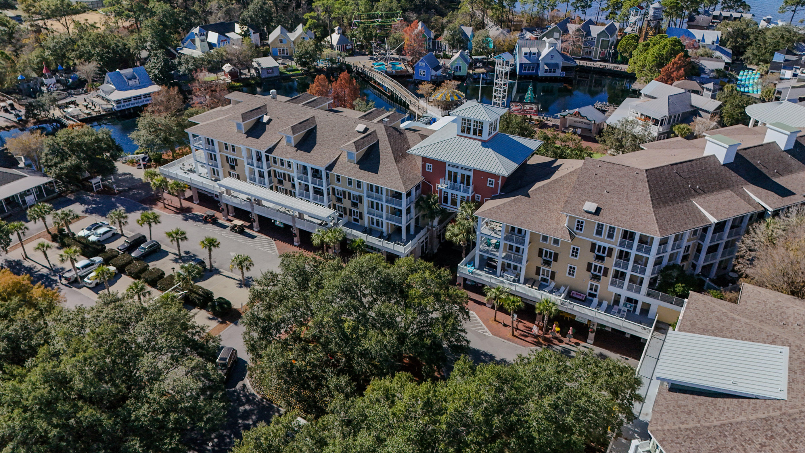 PILOT HOUSE - Residential