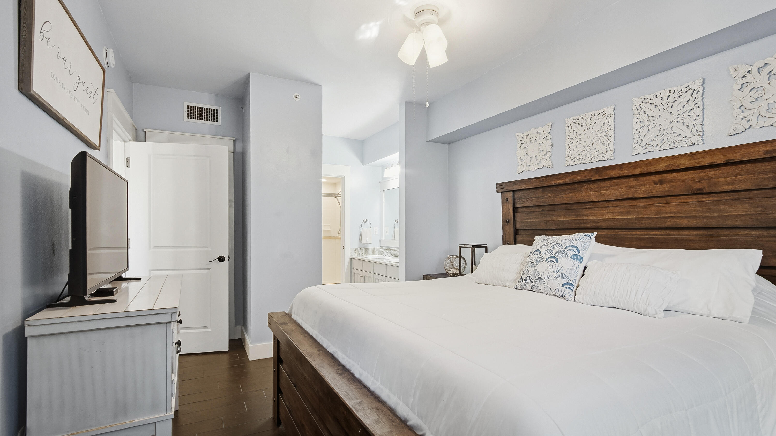 PILOT HOUSE - Residential