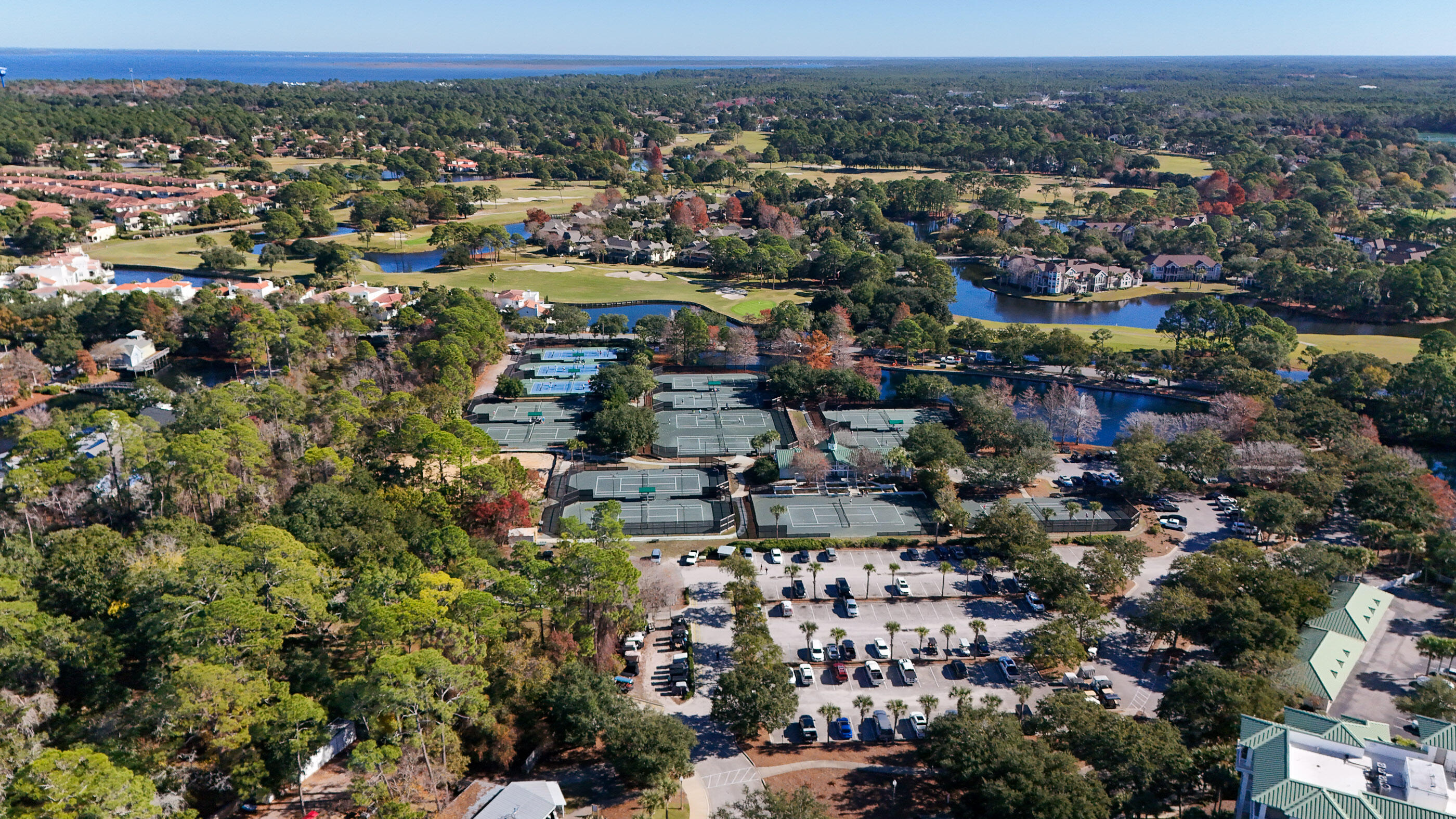 PILOT HOUSE - Residential