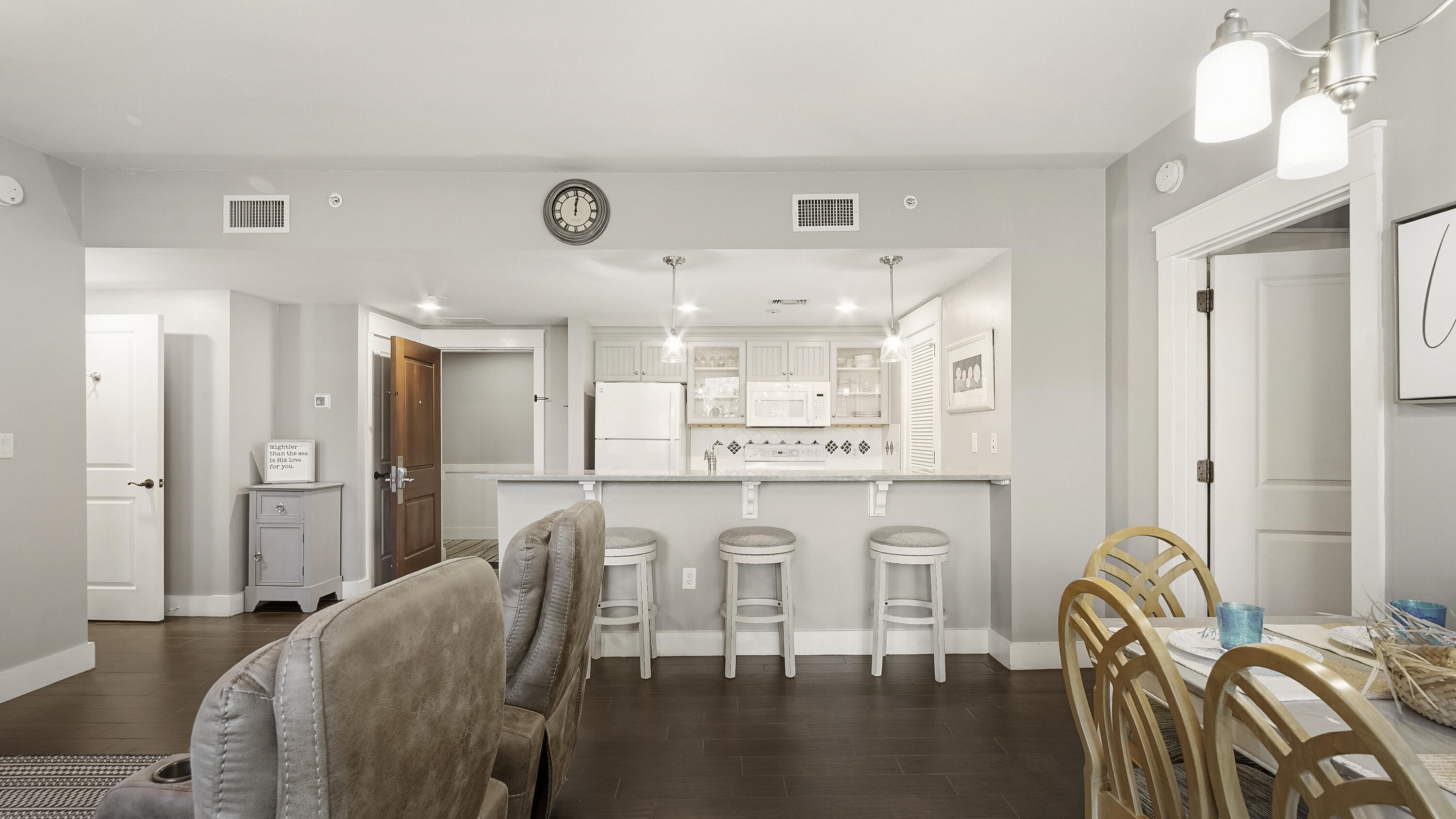 PILOT HOUSE - Residential