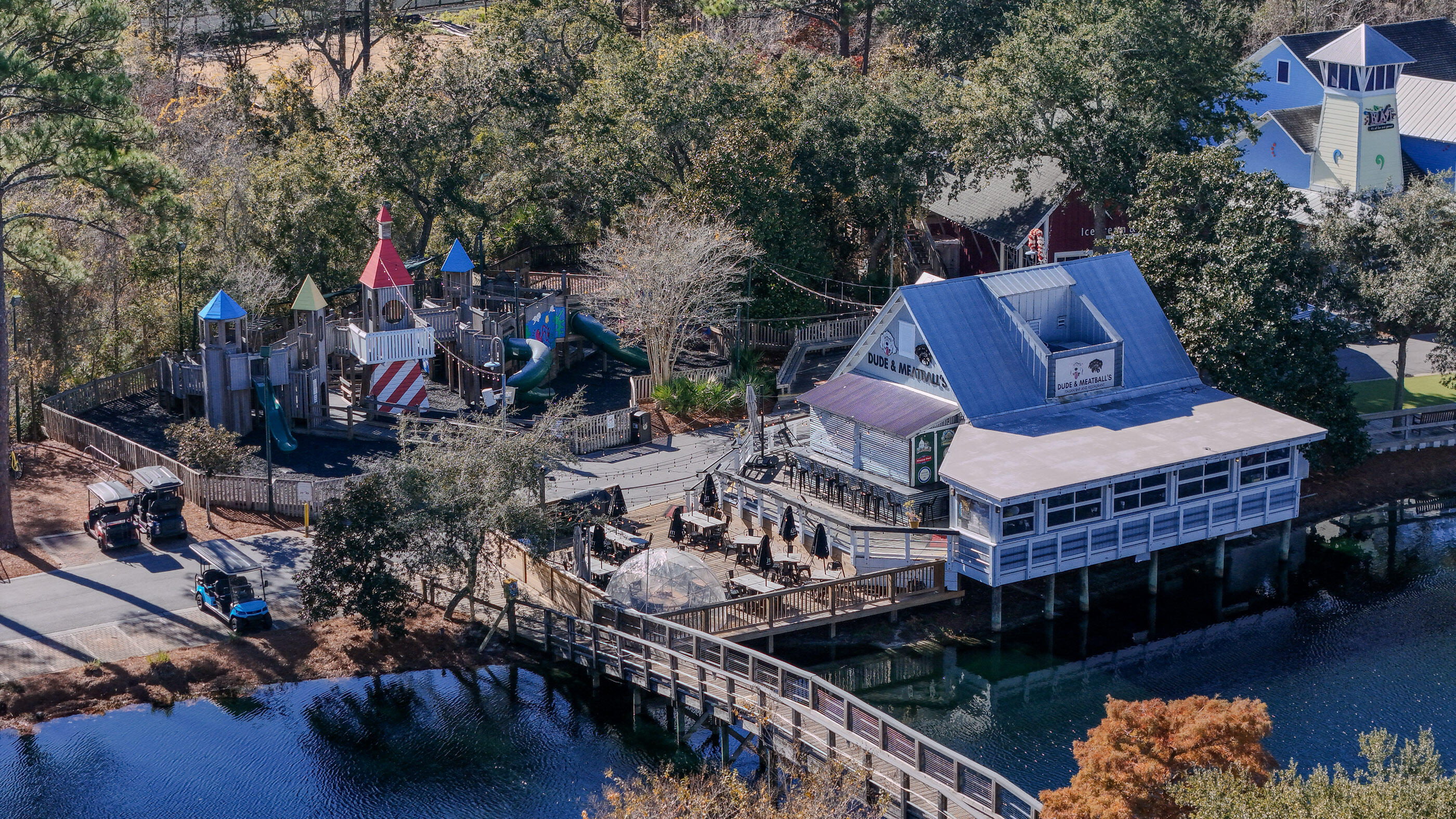 PILOT HOUSE - Residential