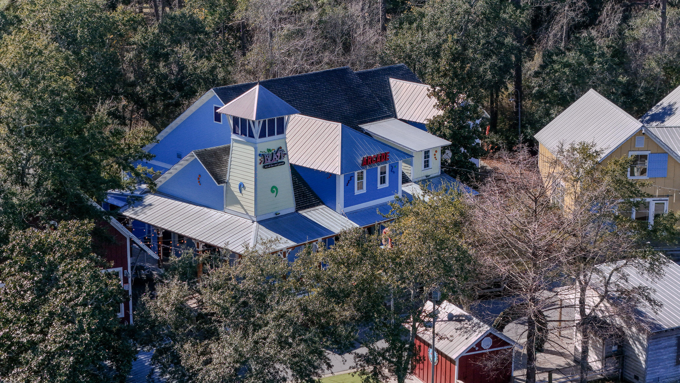 PILOT HOUSE - Residential